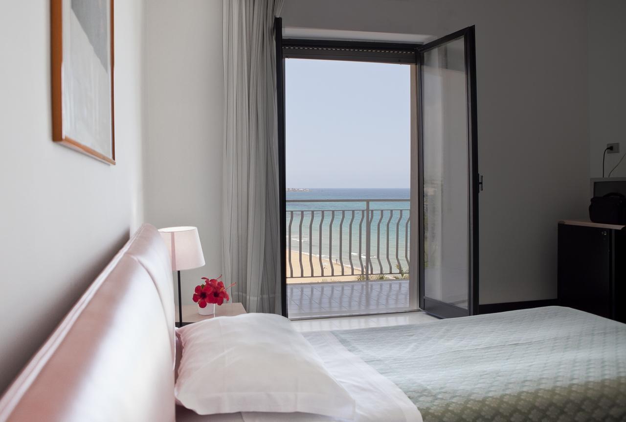 Futura Style Helios Hotel Ното Екстериор снимка