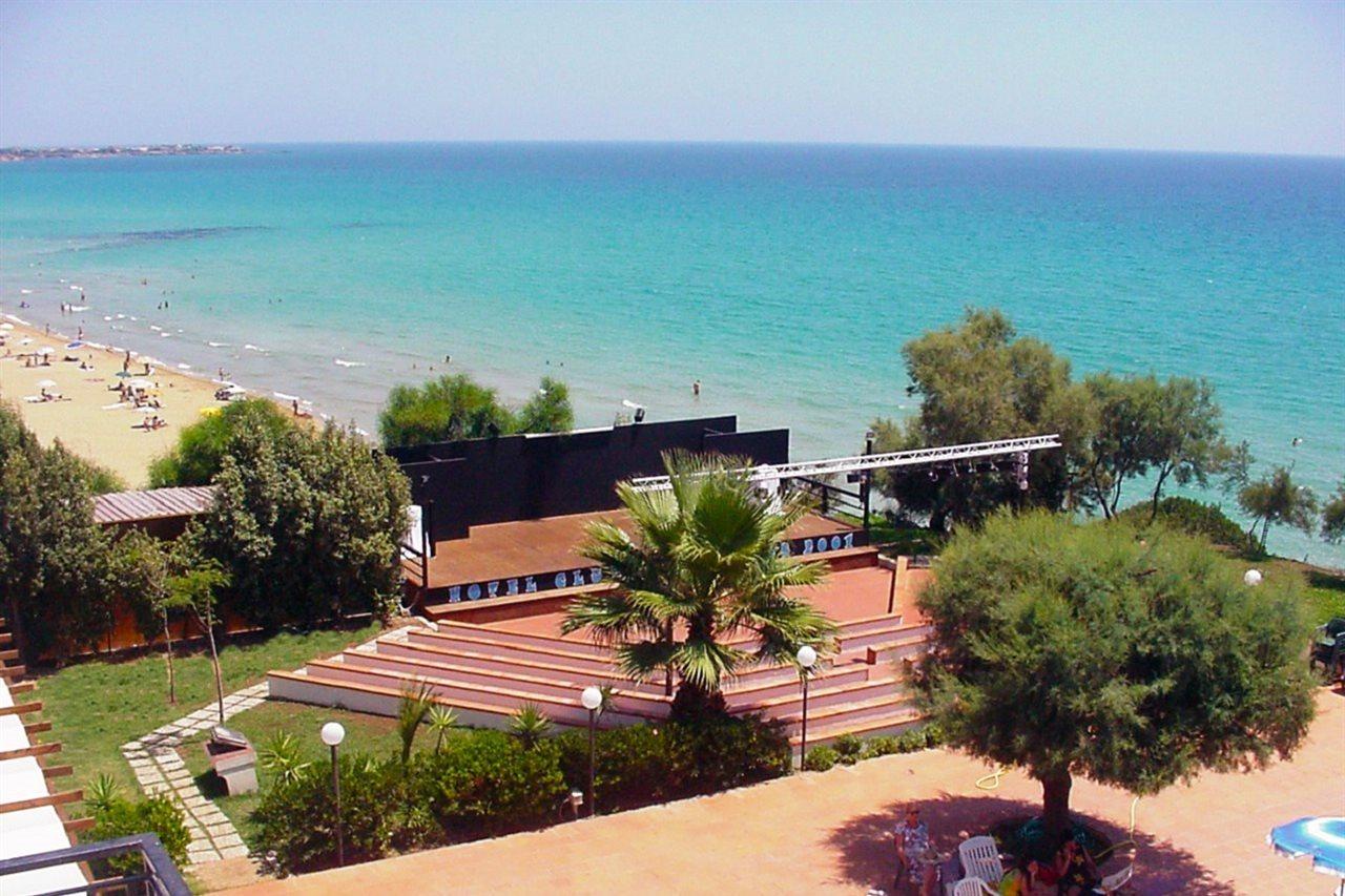 Futura Style Helios Hotel Ното Екстериор снимка
